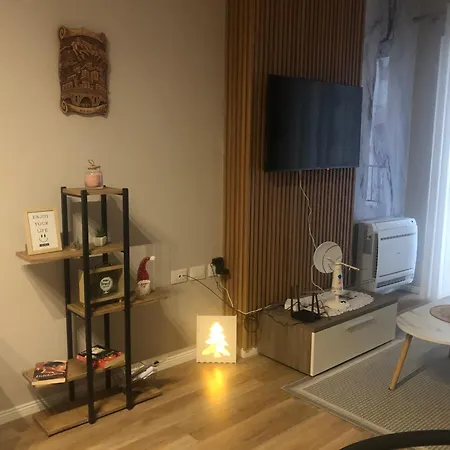 Olivia House Апартаменты Yzberish