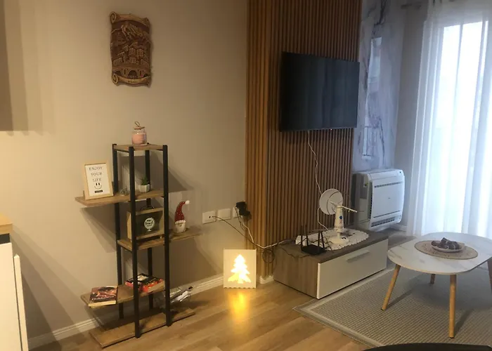 Olivia House 公寓 Yzberishti