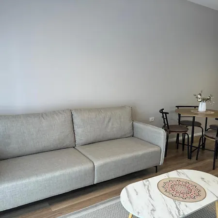 Apartment Olivia House Yzberish